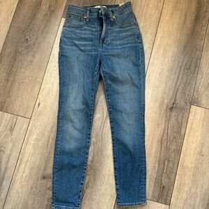 NWT Madewell Curvy High-Rise Skinny Crop Jeans